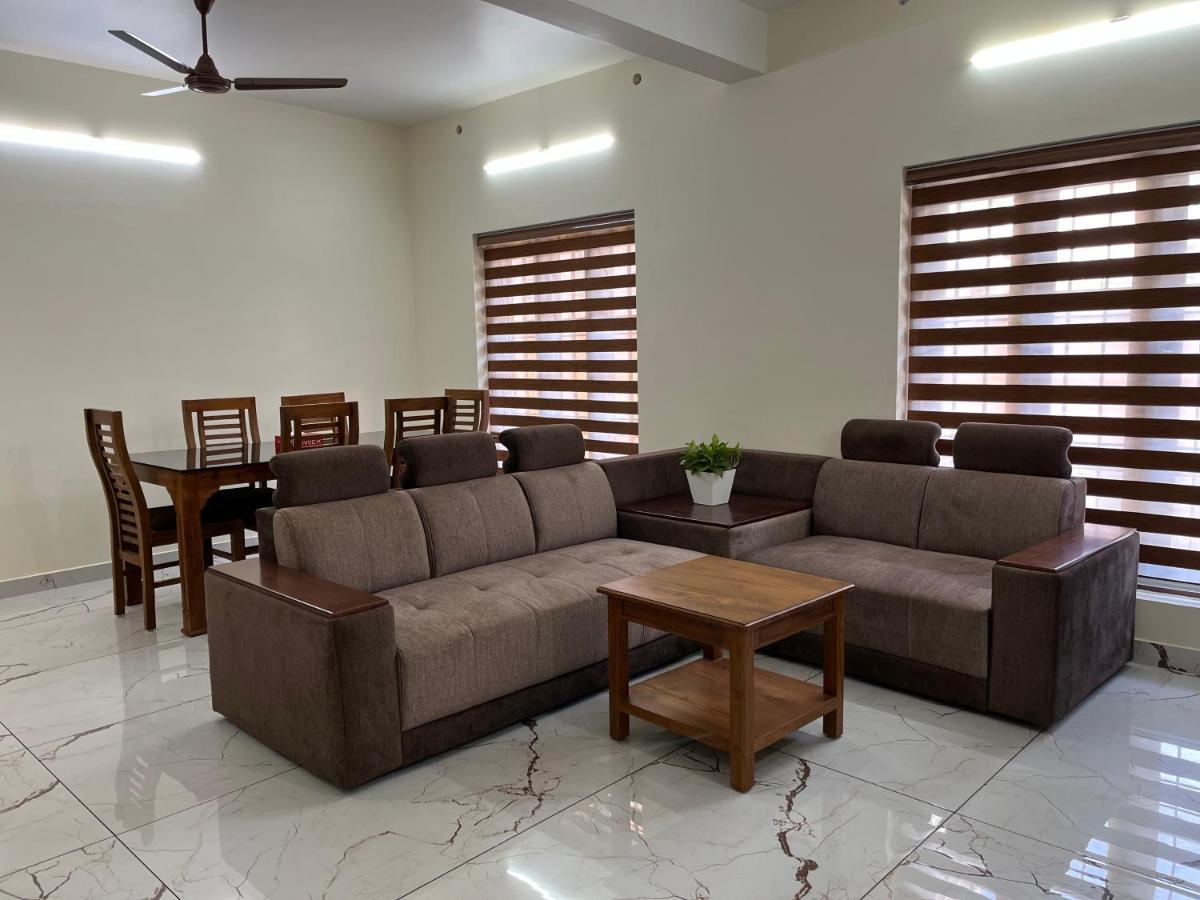 Solomon Apartments,Alappuzha Beach. Exterior foto