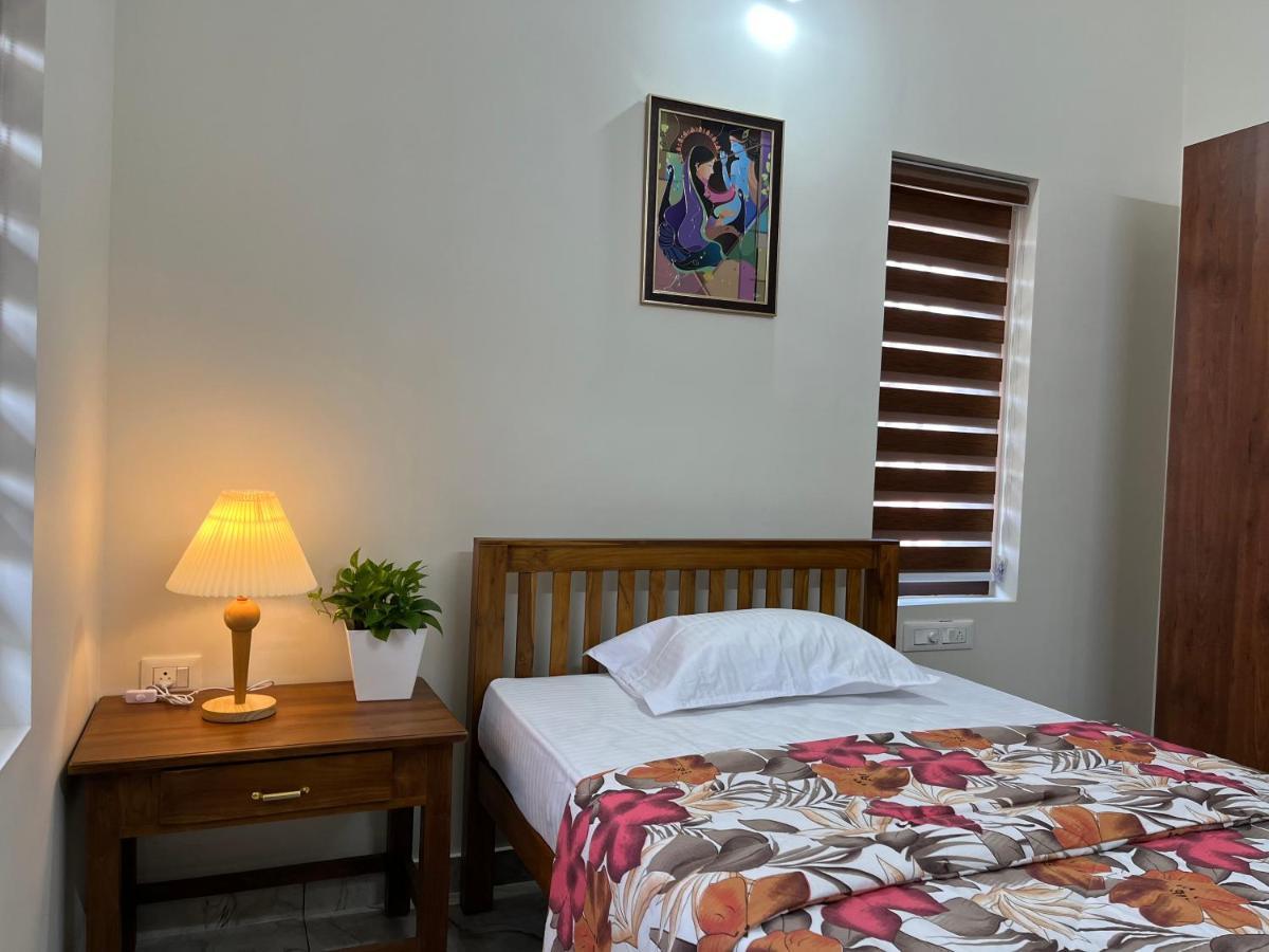 Solomon Apartments,Alappuzha Beach. Exterior foto